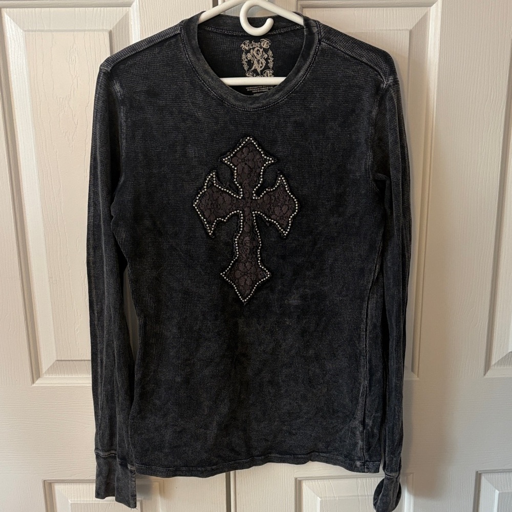 EUC Velvet Stone Tee Shirt w/Lace Cross Design Outlined in Silver Tone Beads - Picture 2 of 13